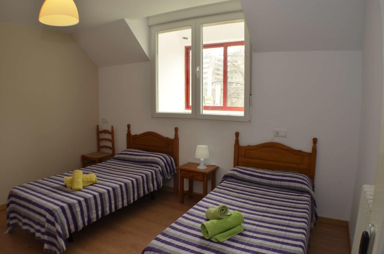 Hostal Los Calatravos Alcañiz المظهر الخارجي الصورة